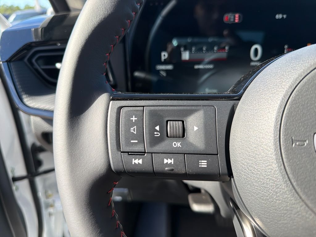 New 2026 Nissan Kicks SR 4D Sport Utility