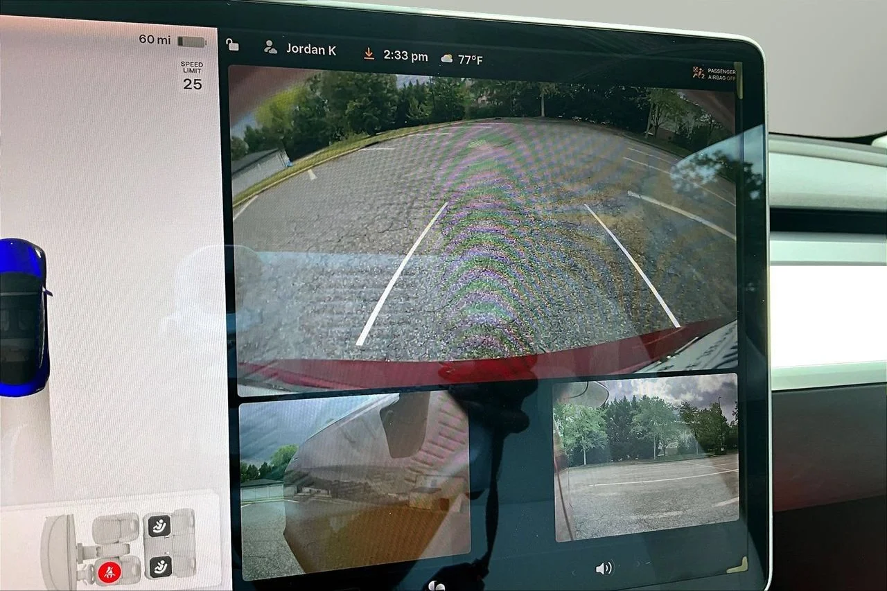 Used 2019  Tesla Long Range image 13