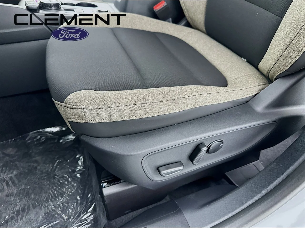 New 2026 Space White Metallic Ford Big Bend® image 49