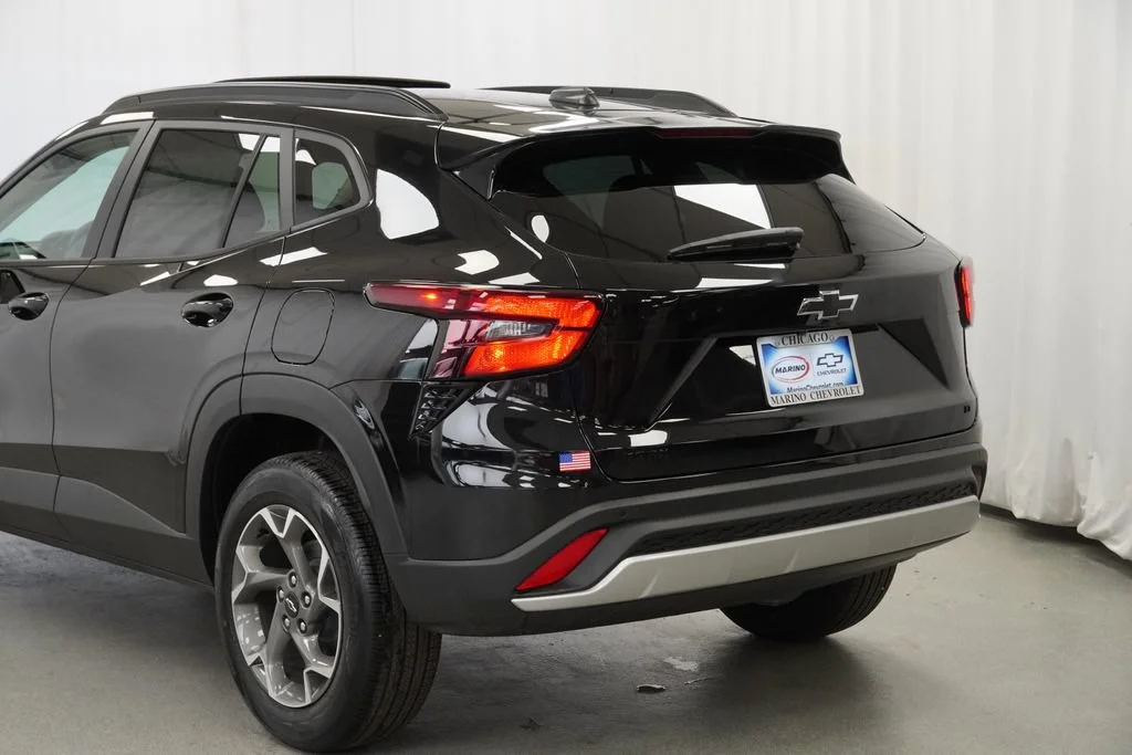 New 2026 Mosaic Black Metallic Chevrolet LT image 36