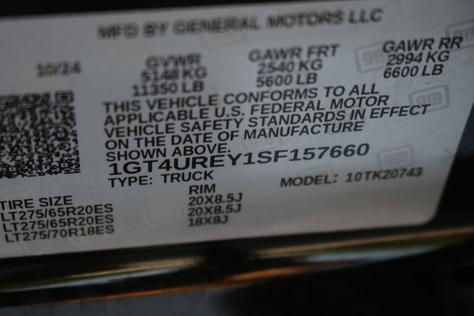 Used 2025 Onyx Black GMC Denali image 40