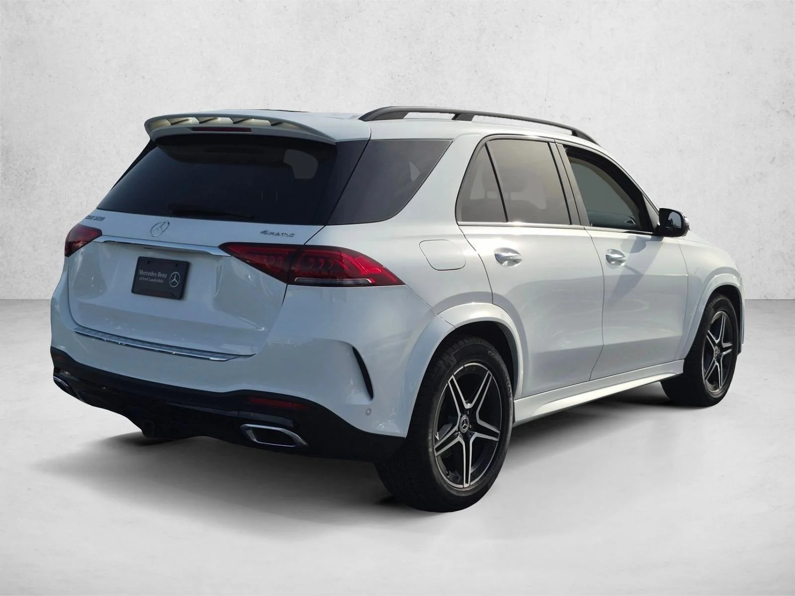 Used 2022 Polar White Mercedes-Benz GLE 350 image 3