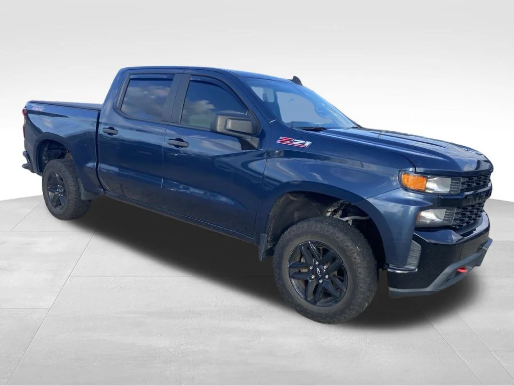 Used 2021 Blue Chevrolet Custom Trail Boss image 10