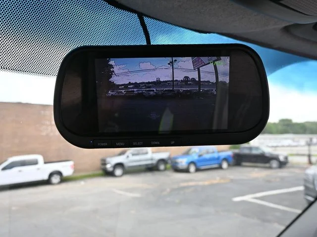 Used 2018 Gray Mercedes-Benz Cargo 144 WB image 19
