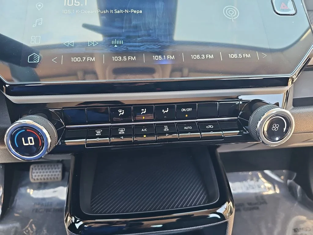 2027 Chevrolet Bolt LT - Photo 20