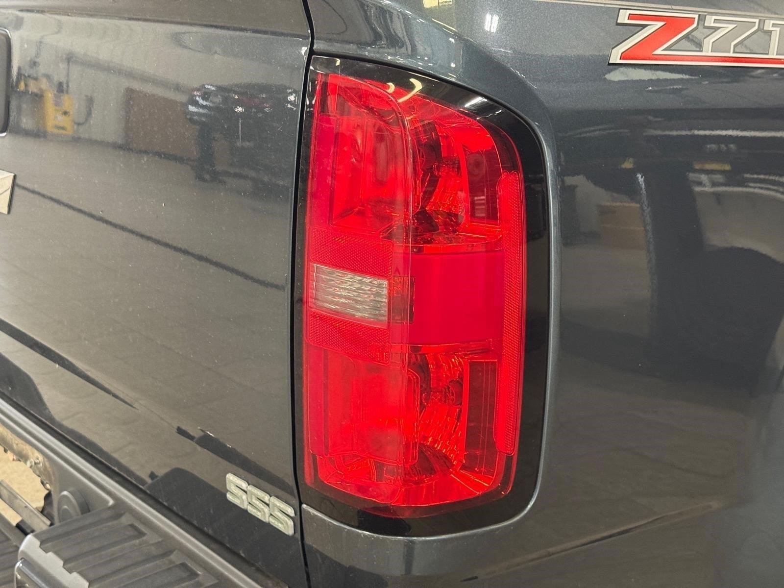 Used 2020 Shadow Gray Metallic Chevrolet 2WD Z71 image 14