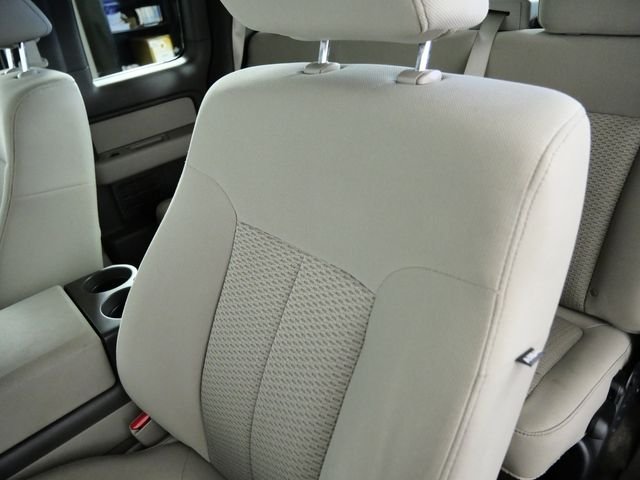 Used 2009  Ford XL image 19
