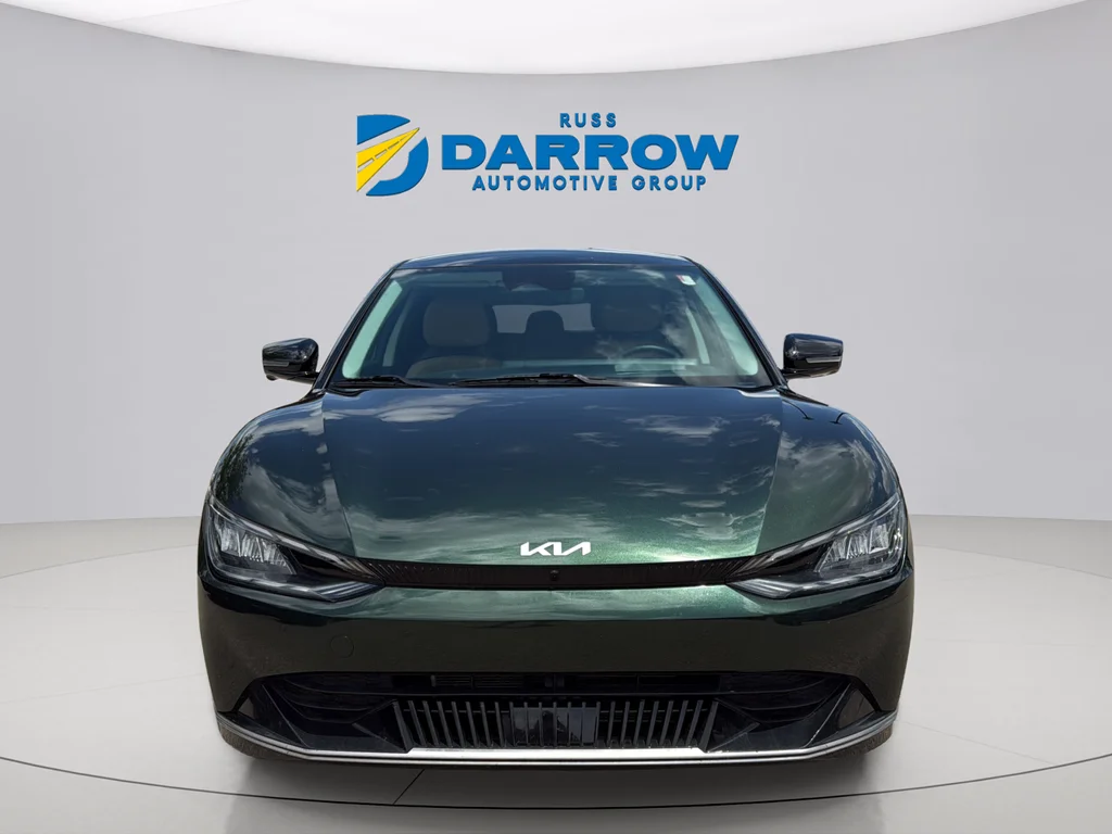 Used 2023 Green Kia GT-Line image 8