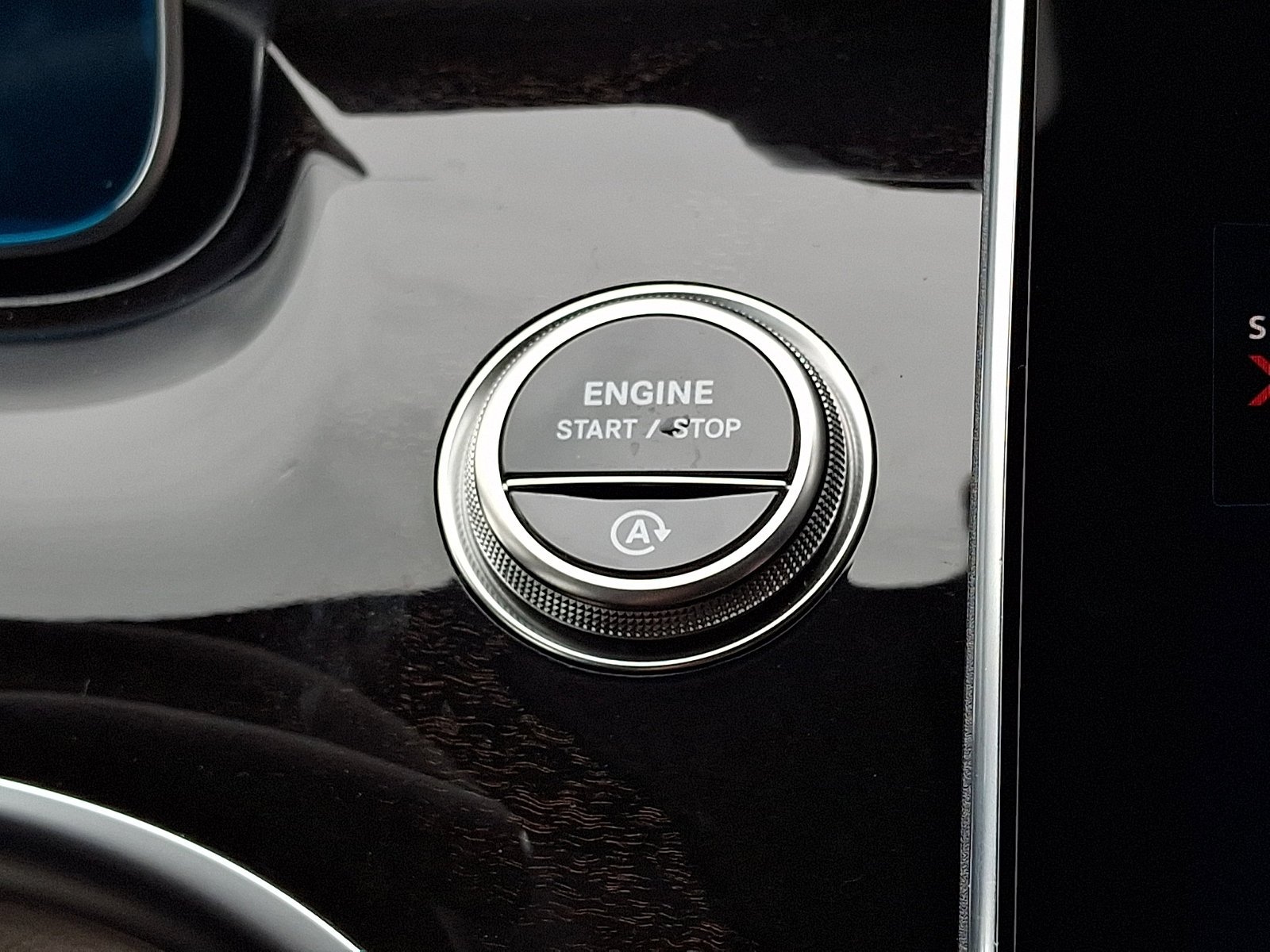 New 2026 Polar White Mercedes-Benz C 300 image 40