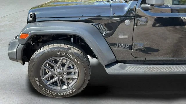 Used 2024 Black Jeep 4-Door Sport S 4x4 image 36
