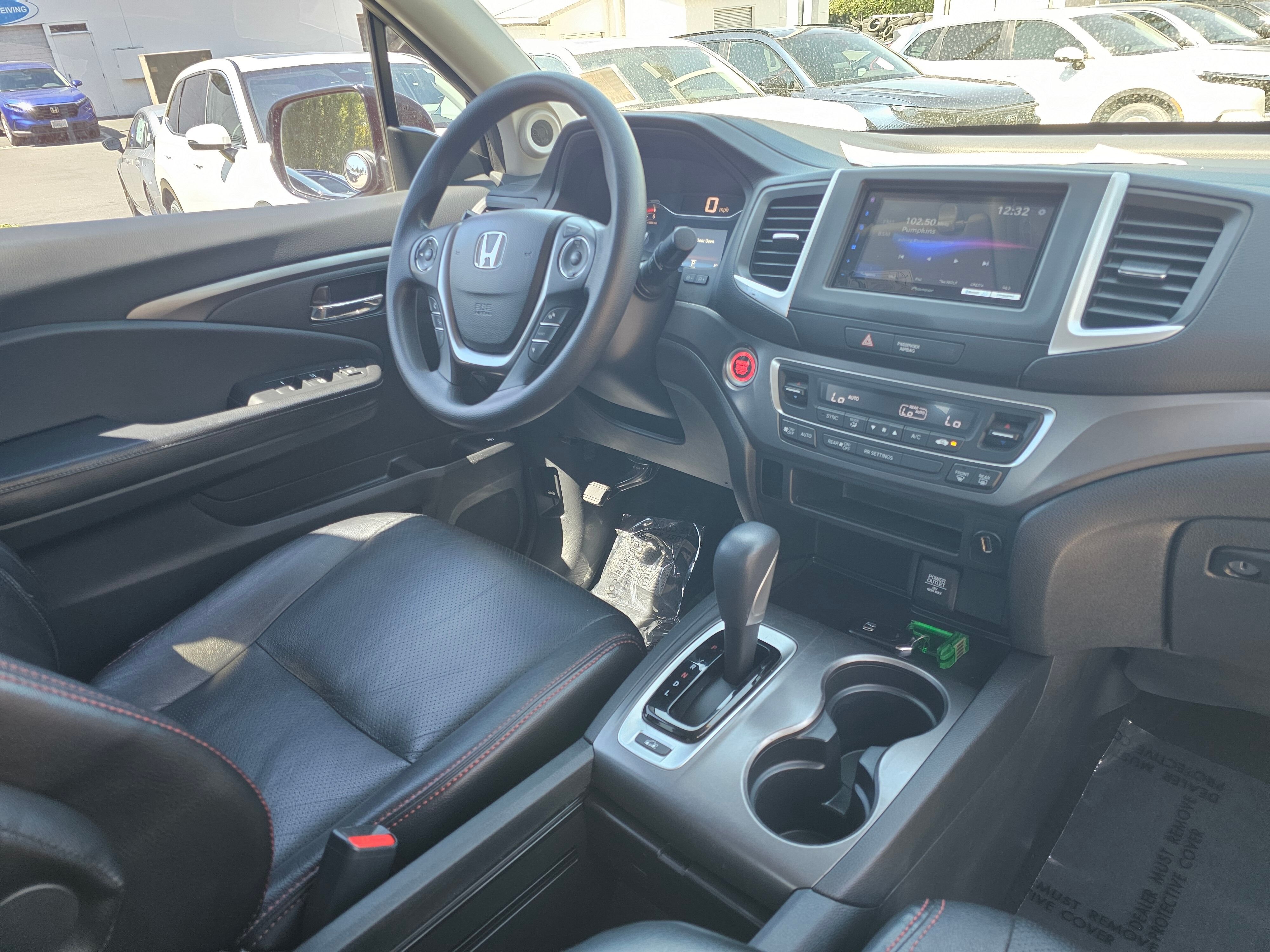 Used 2017 Crystal Black Pearl Honda Sport image 10