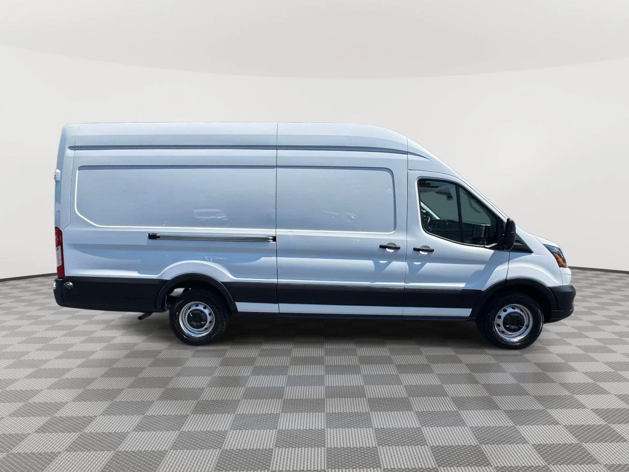 Used 2025 Oxford White Ford Base image 7