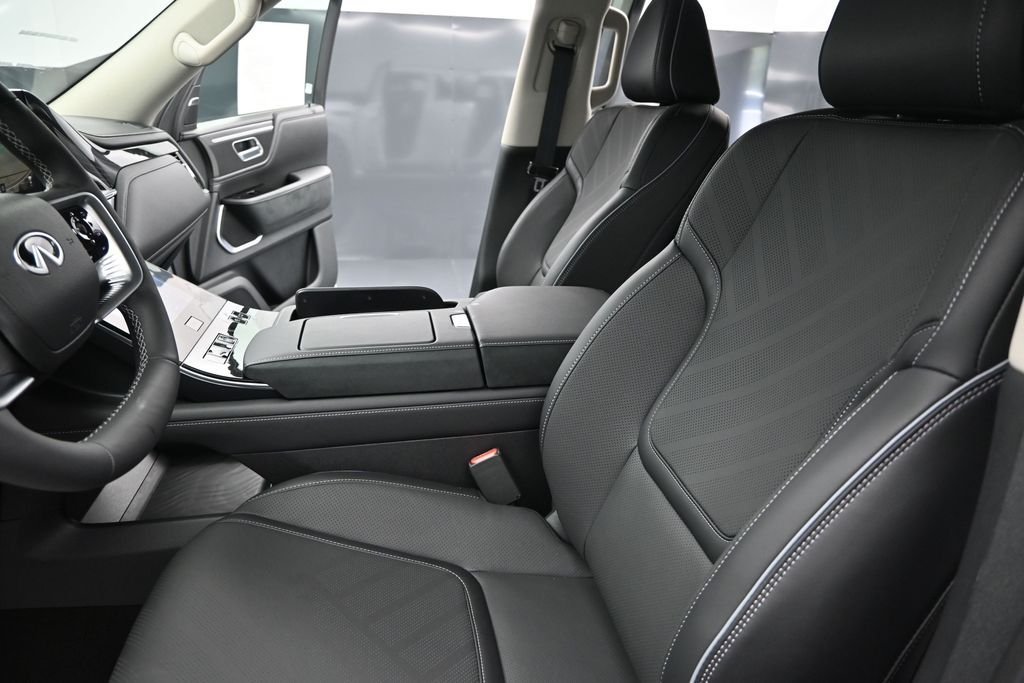 New 2027 RADIANT WHITE INFINITI Luxe 2WD image 22