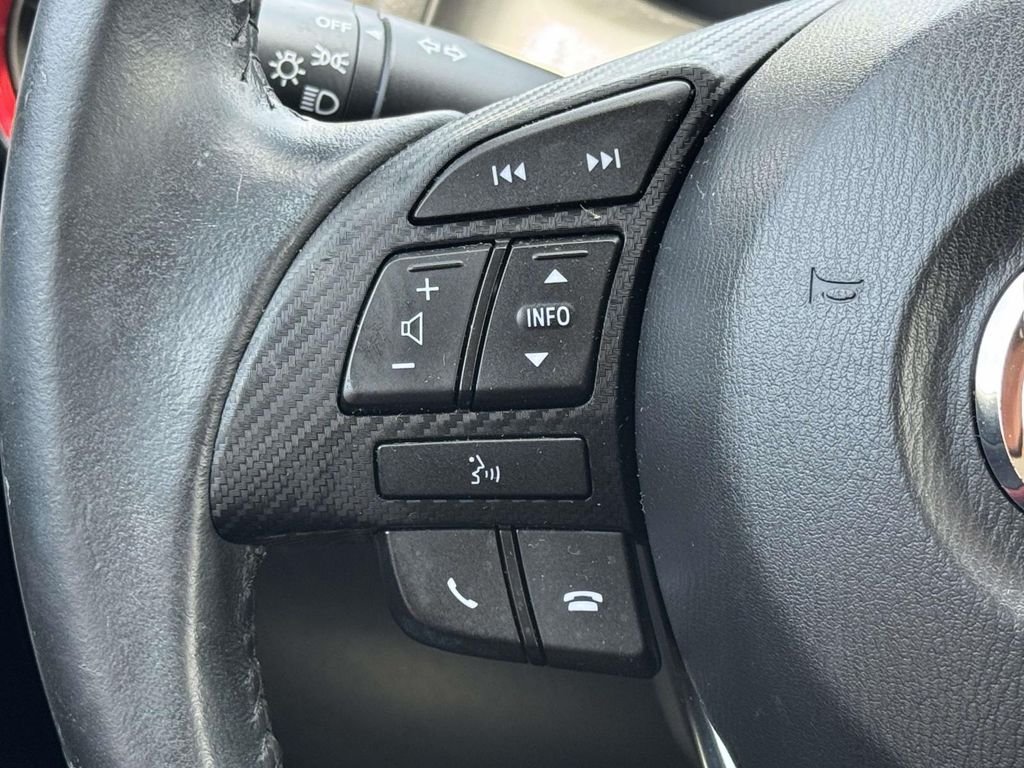 Used 2016 Red Mazda Touring image 23