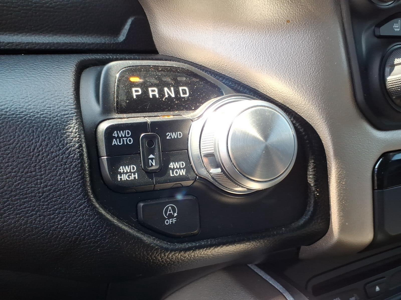 Used 2019 Patriot Blue Pearlcoat Ram Laramie image 7