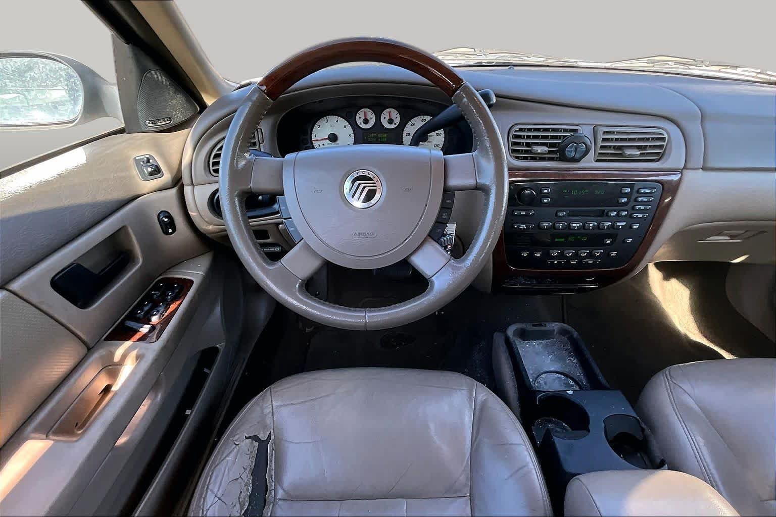 Used 2005 Vibrant White Mercury LS image 5