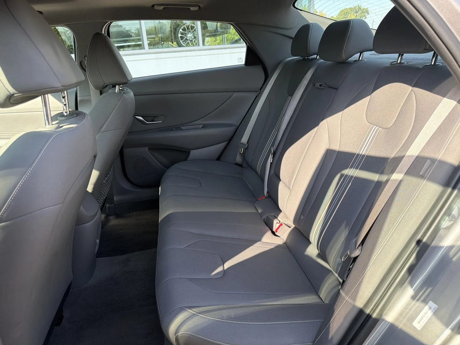 Used 2025 Fluid Metal Hyundai SEL Convenience image 33
