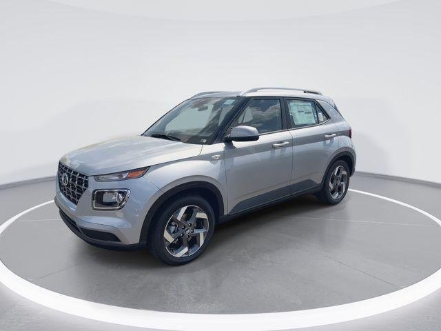 New 2026 Silver Hyundai SEL image 4