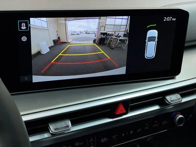 New 2026 Snow White Pearl Kia EX image 26