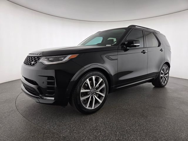 Used 2025 Black Land Rover Dynamic SE image 28