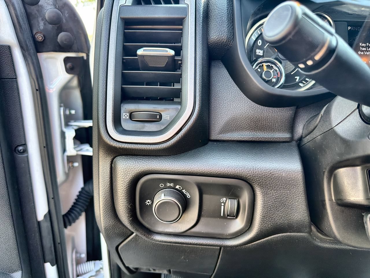 Used 2022  Ram Tradesman image 15