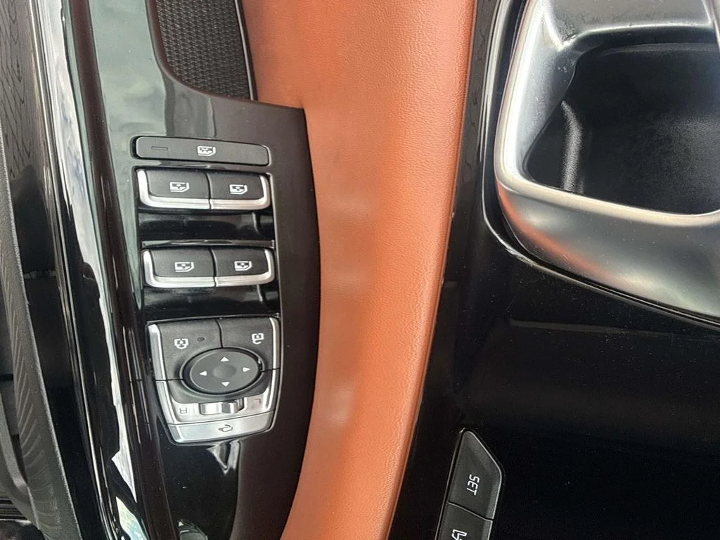 Used 2024 Black Kia SX Prestige image 17
