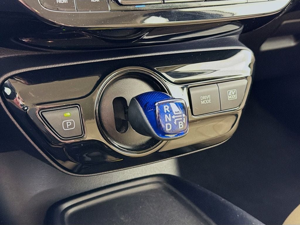 Used 2020 Blizzard Pearl Toyota LE image 16