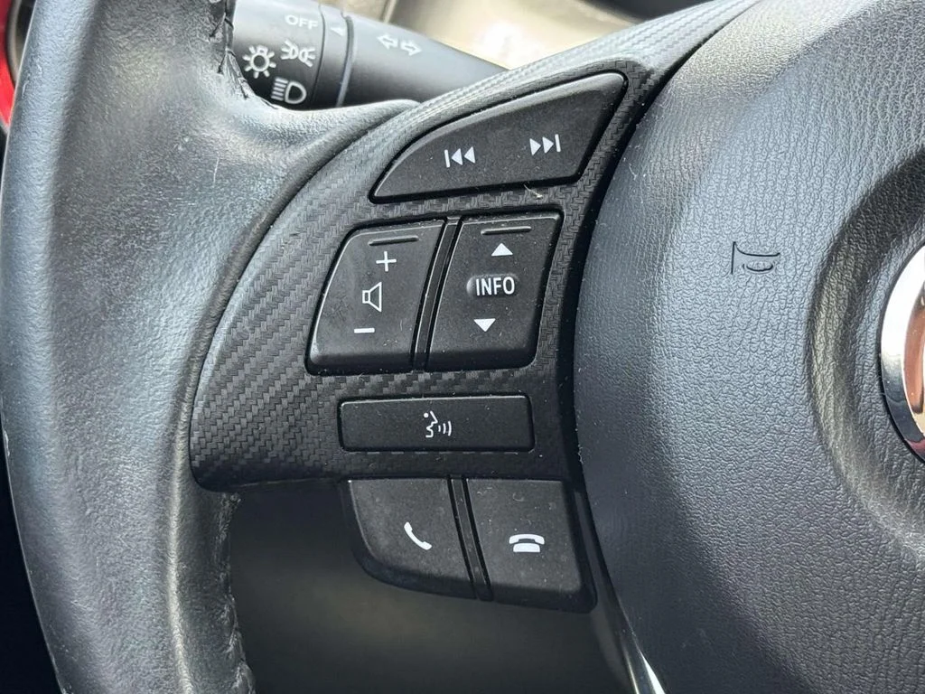 Used 2016 Red Mazda Touring image 23