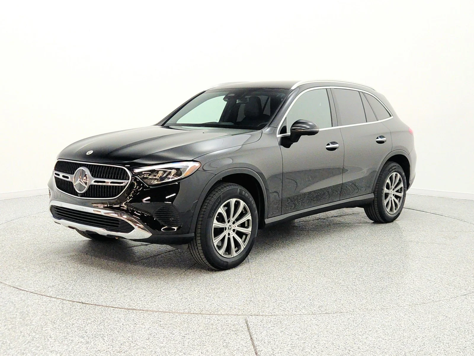 2024 Mercedes-Benz GLC GLC 300's photo