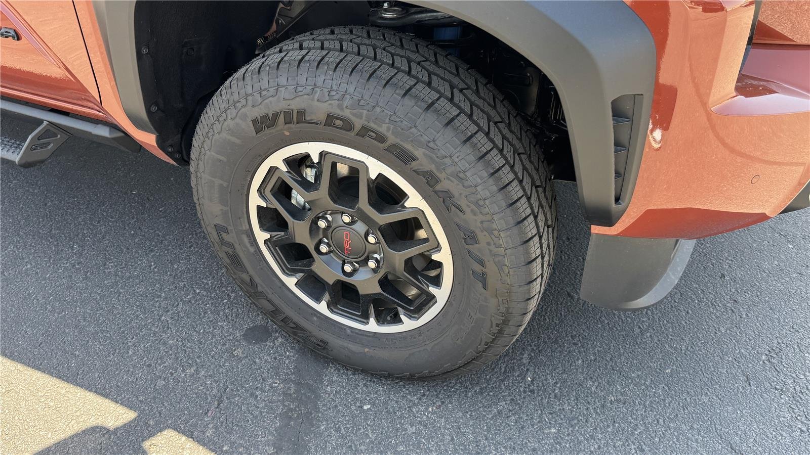 2025 Toyota Tacoma TRD Off Road - Photo 7