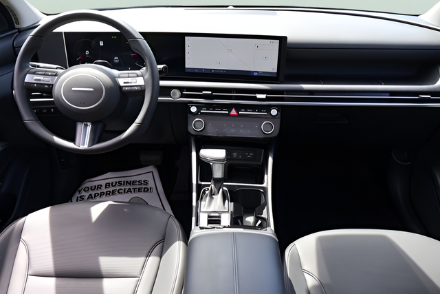 2025 Hyundai Tucson SEL Convenience - Photo 12