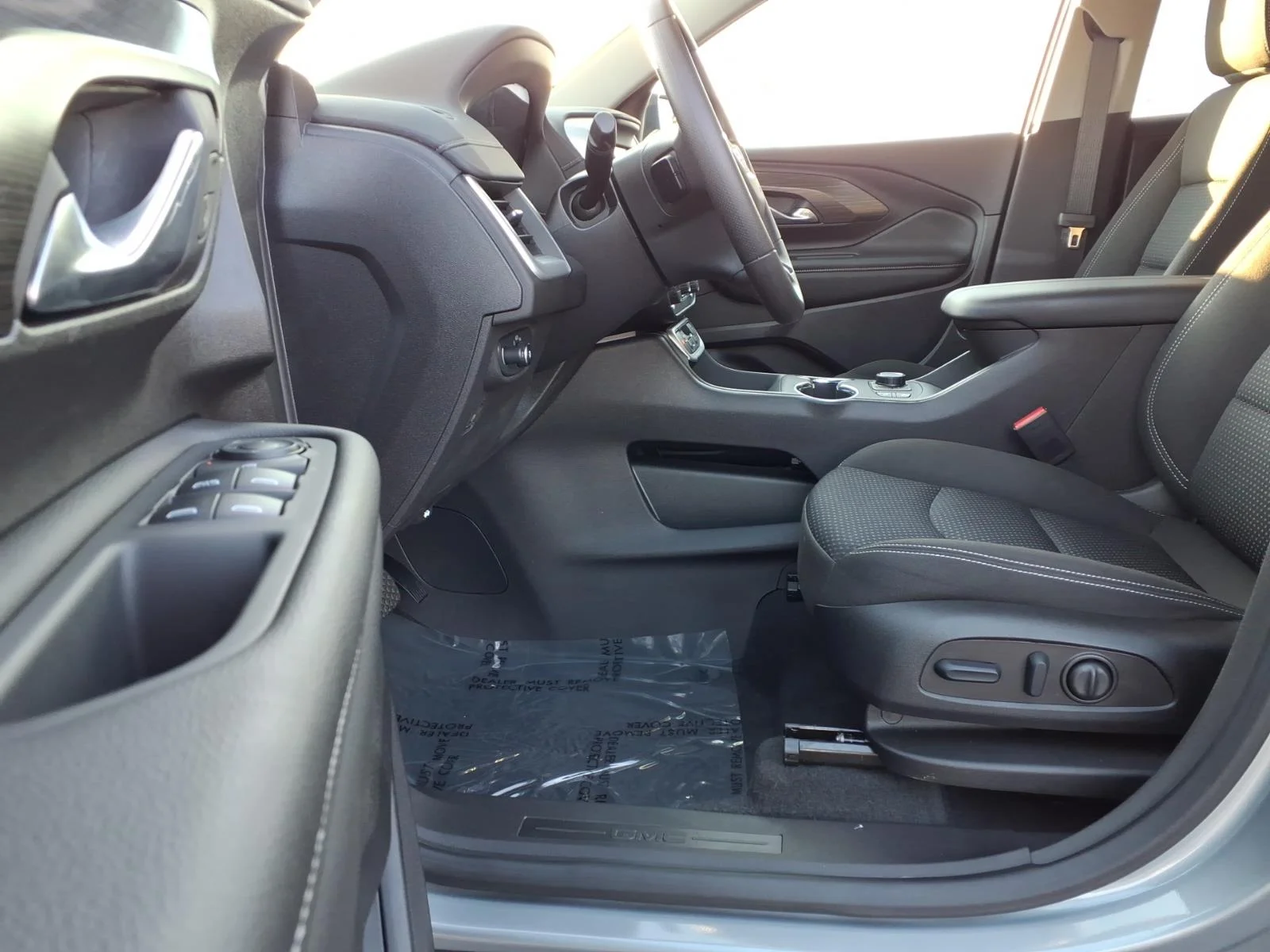 Used 2024 Sterling GMC SLE image 17
