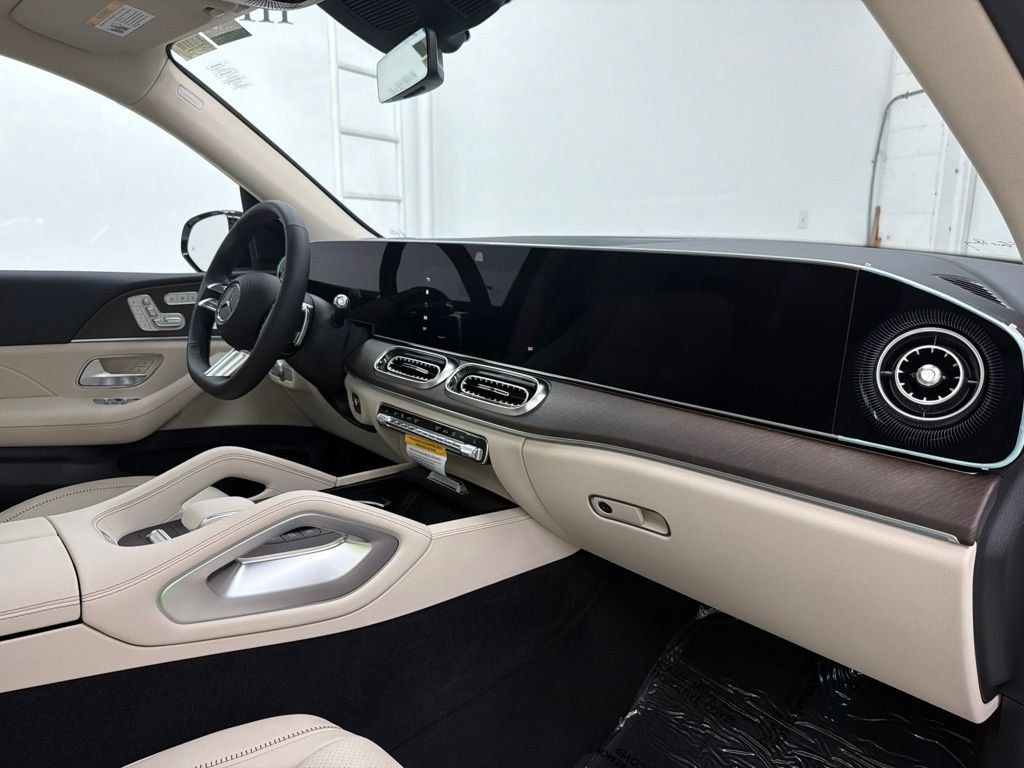 New 2027 Polar White Mercedes-Benz GLS 450 image 34