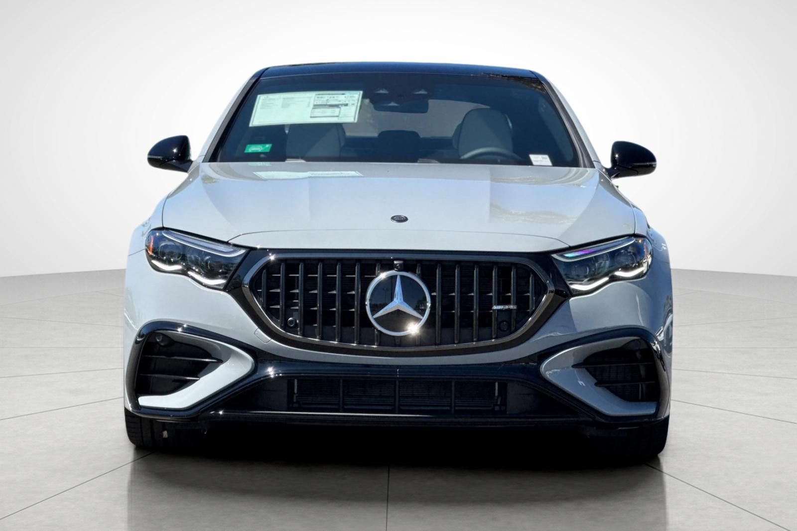 New 2027 MANUFAKTUR Alpine Grey Mercedes-Benz E 53 AMG® image 7