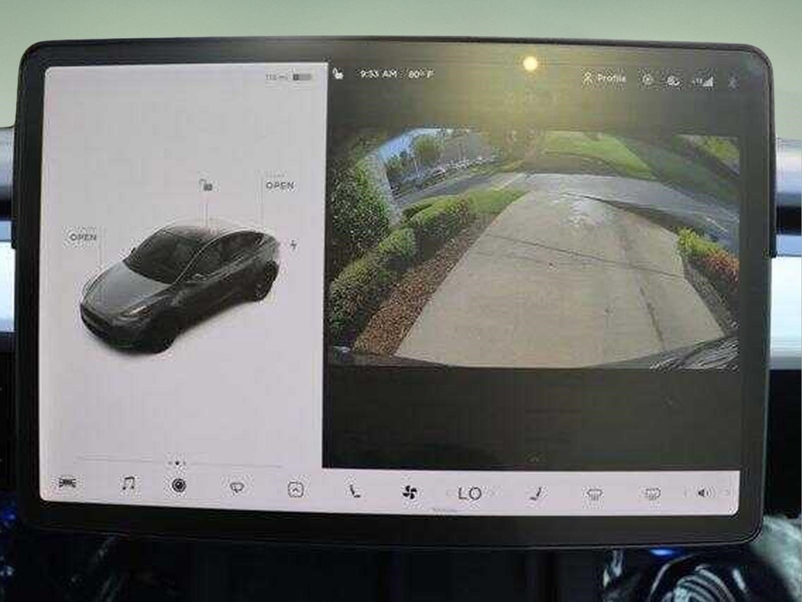 Used 2021  Tesla Long Range image 17