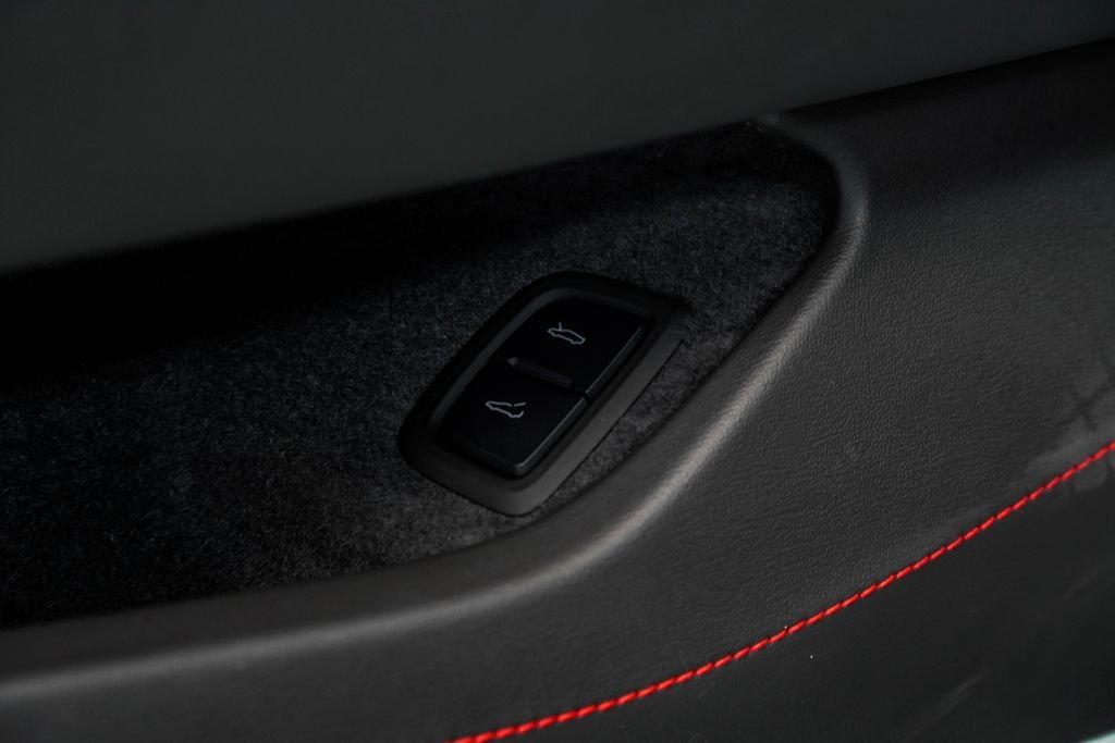 Used 2023 Black Chevrolet Stingray image 39