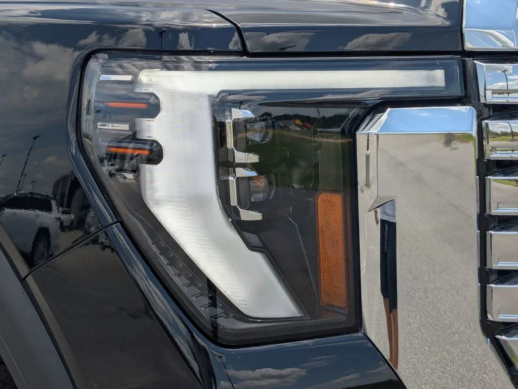 2025 GMC Sierra 2500HD Denali - Photo 10