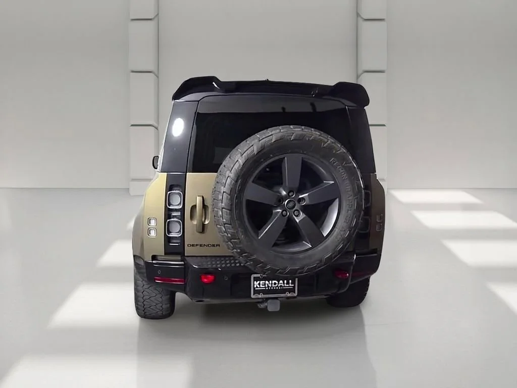 Used 2023 Gondwana Stone Metallic Land Rover X image 43