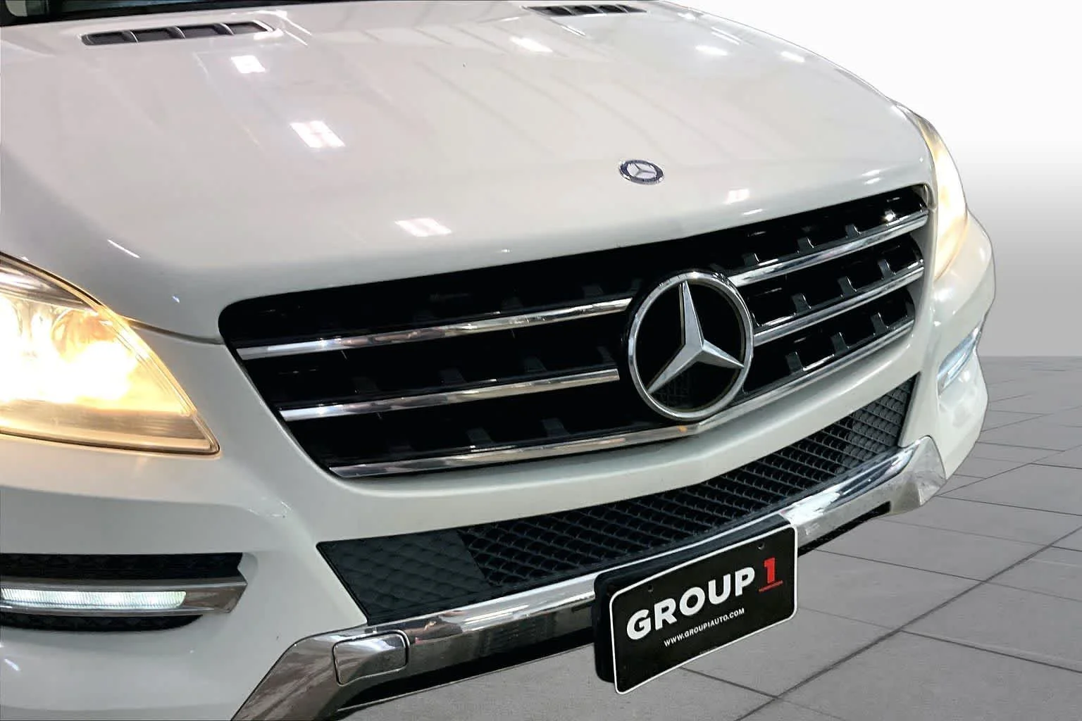 Used 2012 Arctic White Mercedes-Benz ML 350 image 29