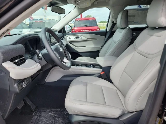 New 2026 Agate Black Metallic Ford Active image 12