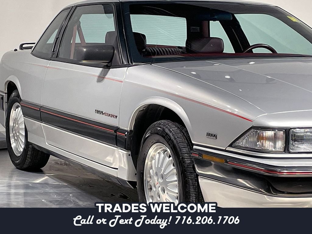 Used 1991  Buick Custom image 25