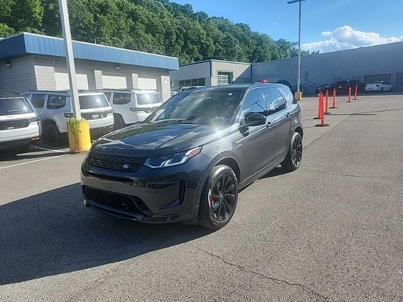 Used 2022  Land Rover SE R-Dynamic image 3