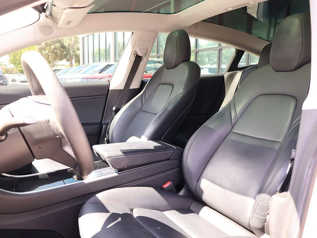Used 2020 White Tesla Long Range image 29