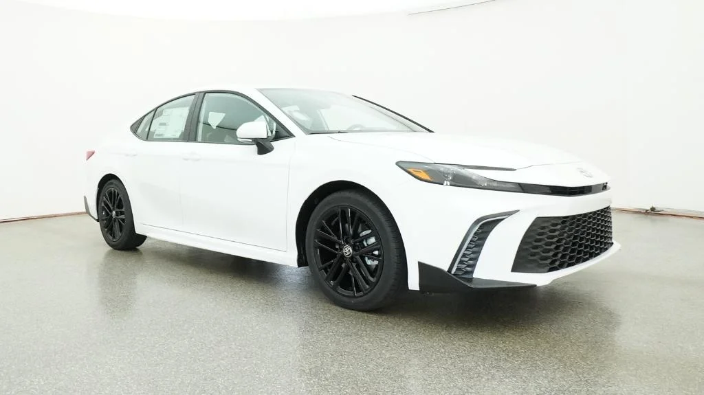 New 2026 Ice Cap Toyota SE image 4