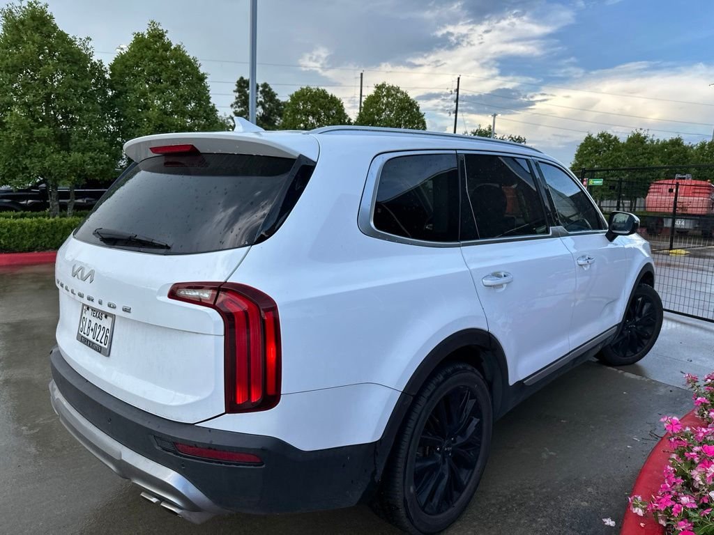 Used 2022 White Kia SX image 4