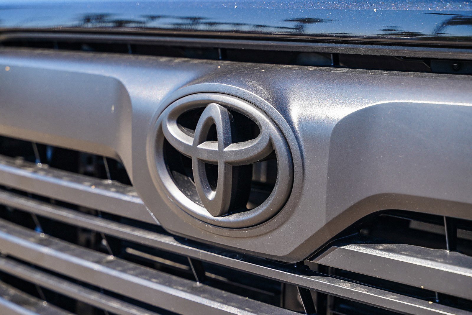 2025 Toyota Tundra SR5 - Photo 8