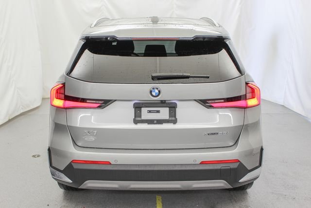 Used 2023 Space Silver BMW xDrive28i image 8