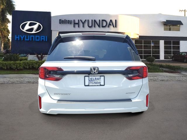 Used 2025  Honda Sport-L image 5