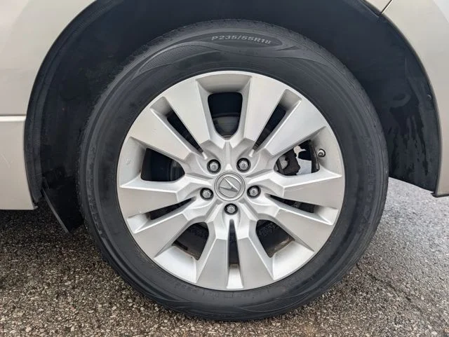 Used 2011 Silver Acura Base image 27