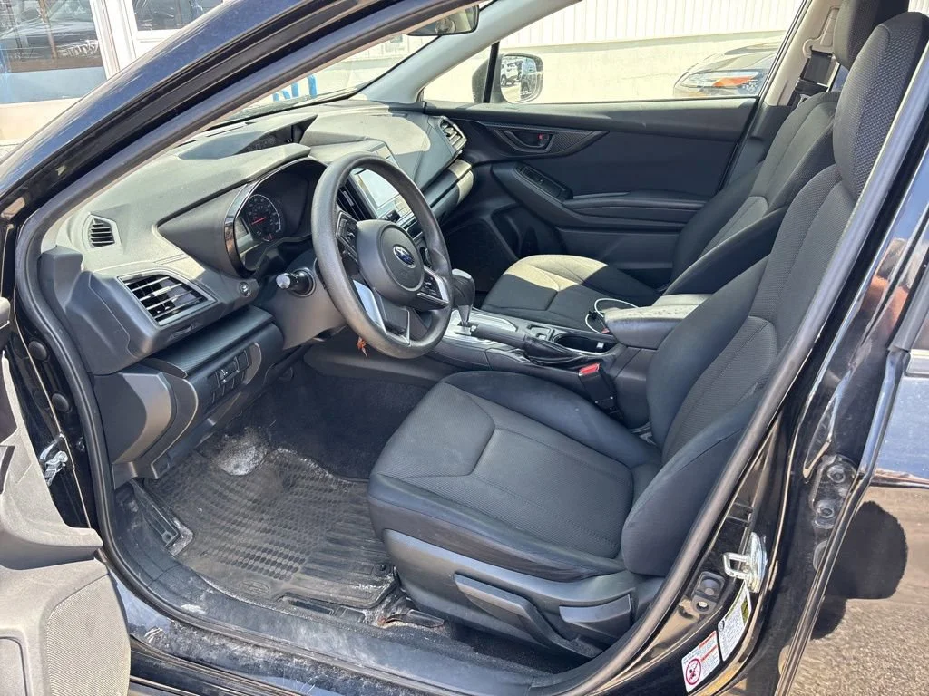 Used 2018 Black Subaru 2.0i image 9